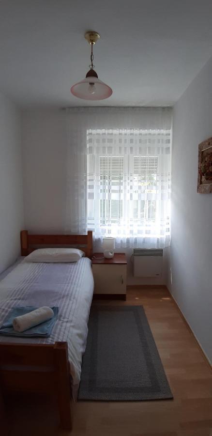Apartment Ivana Госпич Экстерьер фото